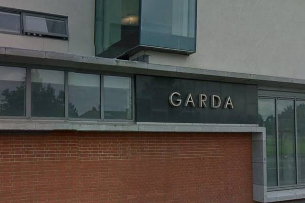 Pipe bomb taken to Dublin garda station had been placed outside house