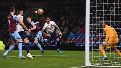 Ben Mee’s header earns Burnley back-to-back wins as Spurs crash to earth