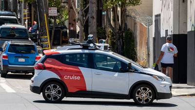 California clears way for driverless taxis in San Francisco