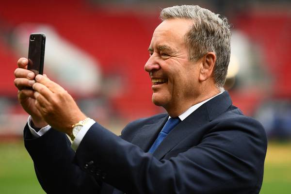 Jeff Stelling staying on Soccer Saturday after realising ‘not ready’ to leave