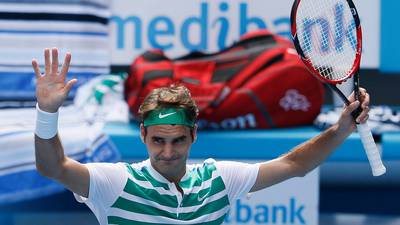 Roger Federer brushes past Thomas Berdych in Melbourne
