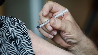 EU health authorities urge new Covid-19 vaccination for all over-60s