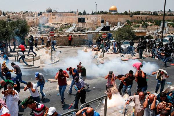 Israel insists metal detectors will stay at Jerusalem holy site
