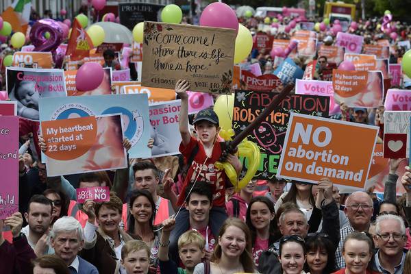 History offers hope to No side, but advantage still with repealers
