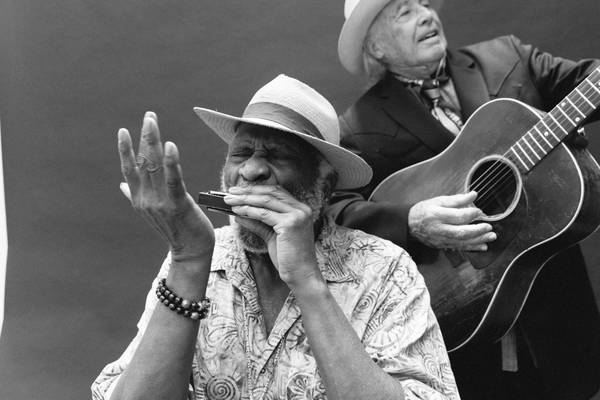 Ry Cooder and Taj Mahal pay tribute to a great blues duo