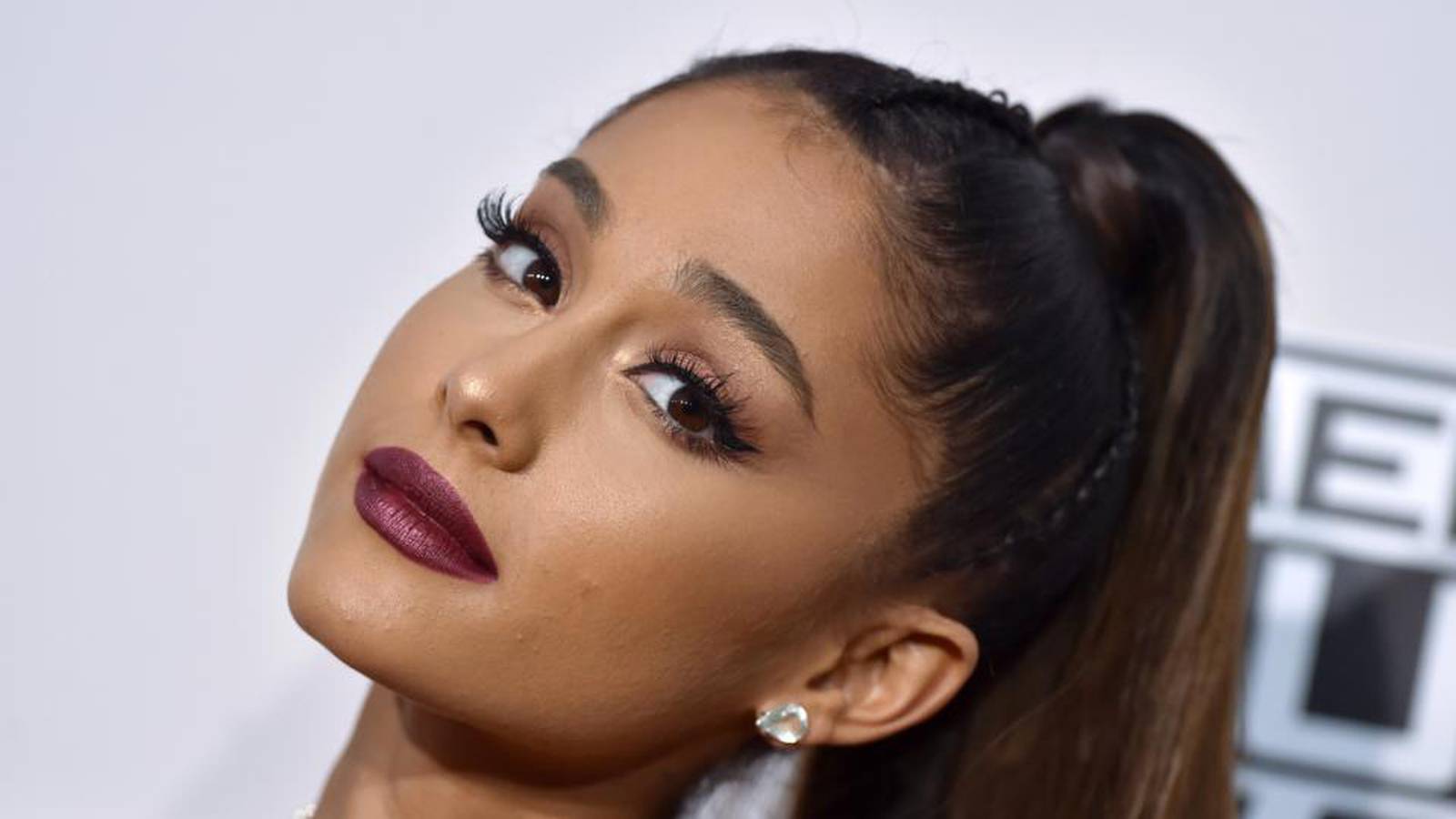 Ariana Grande mocked for her ‘barbecue grill’ tattoo – The Irish Times