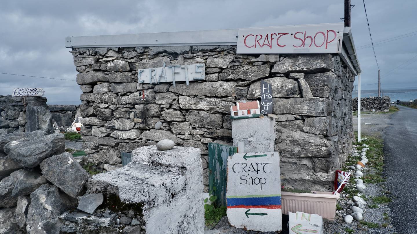 Outside the craft shop, run by Juda Lynch, on Inis Meáin