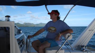 Leaving an IT job to set sail for the high seas in Hawaii