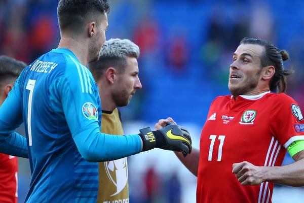 Wayne Hennessey excels as Wales hold on to beat Slovakia