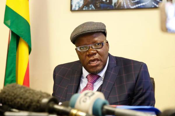 Zimbabwe opposition politician arrested at Zambian border