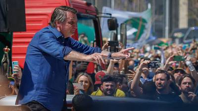 Bolsonaro intensifies open threats on Brazil’s democracy