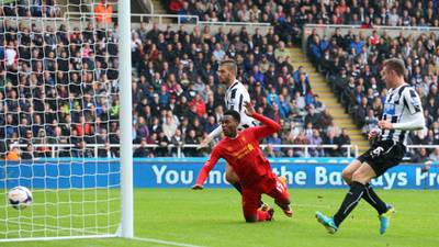 Sturridge earns Liverpool a point against 10-man Newcastle