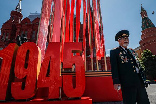 Russia to hold huge military parades despite lingering pandemic