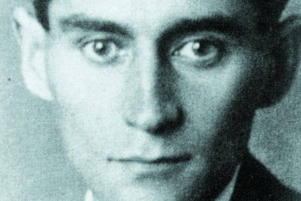 Short stories from Kafka to the Kafkaesque: making strange again