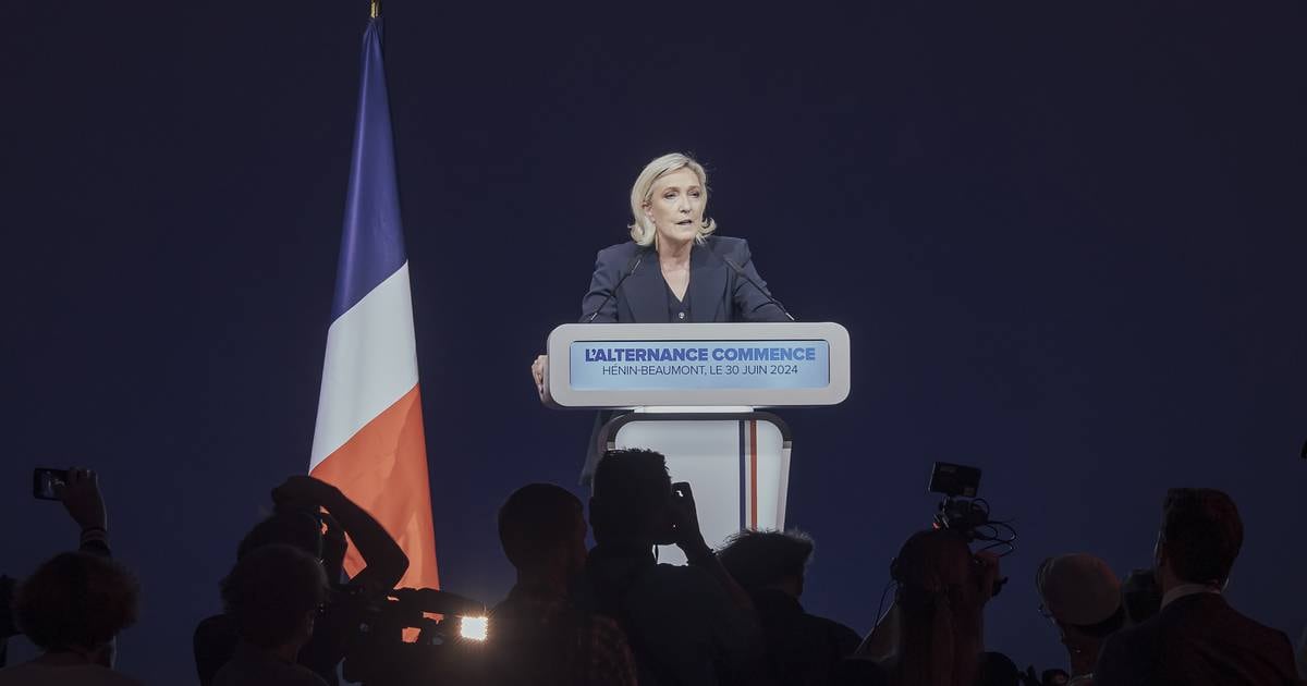 Французские ультраправые на пути к захвату власти на парламентских выборах — The Irish Times