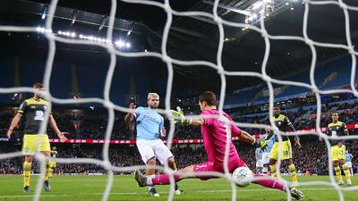 Manchester City stroll past Southampton into last eight