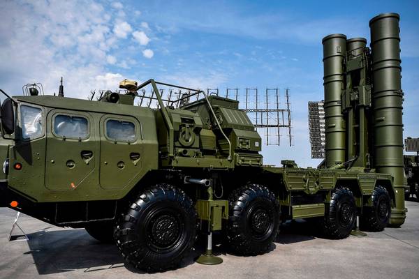 Russia delivers missile system to Turkey in challenge to Nato