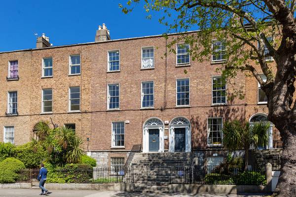 Pembroke Road penthouse with French polish for €565k