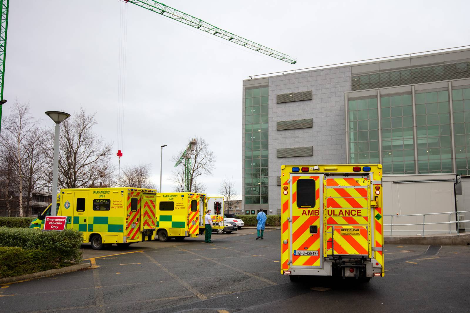 Ambulances at St. Vincent's University Hospital in Dublin, Ireland, on Wednesday, Jan. 27, 2021. Ireland should brace for rough weeks ahead in its fight to contain one of the globe's worst virus outbreaks, Health Minister Stephen Donnelly warned. Photographer: Patrick Bolger/Bloomberg