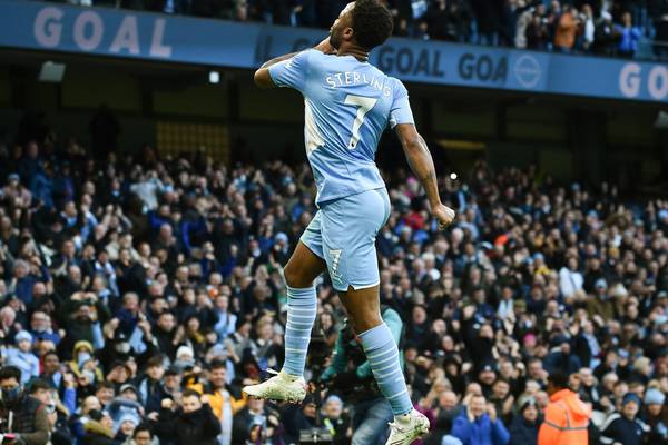 Raheem Sterling sets Man City on their way against Everton