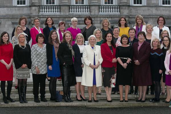 Why have there been so few women elected in Ireland since 1918?