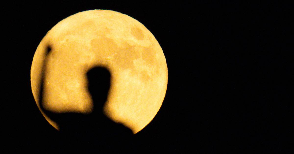 August supermoon as seen around the world The Irish Times