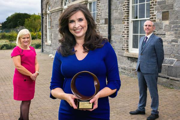 Aoibhinn Ní Shúilleabháin receives 2020 Maths Week Ireland award