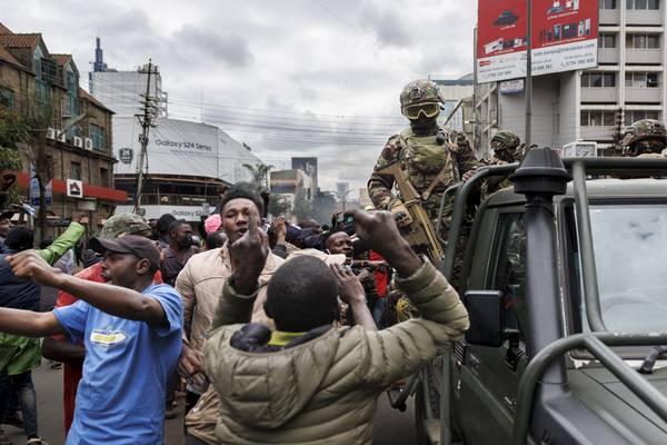 Kenya: Security forces deployed in Nairobi as protesters mourn those killed  during demonstrations earlier in week