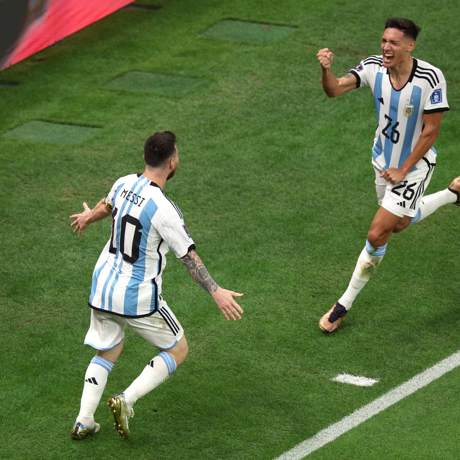 Argentina's Nahuel Molina scores goal vs. Netherlands in 34', 2022 FIFA  World Cup