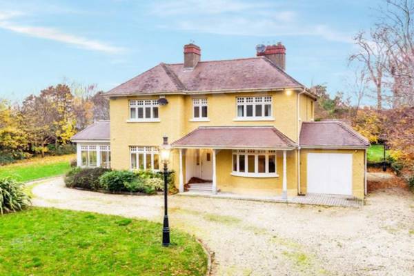 Prominent Foxrock village site sells swiftly for €1.8m