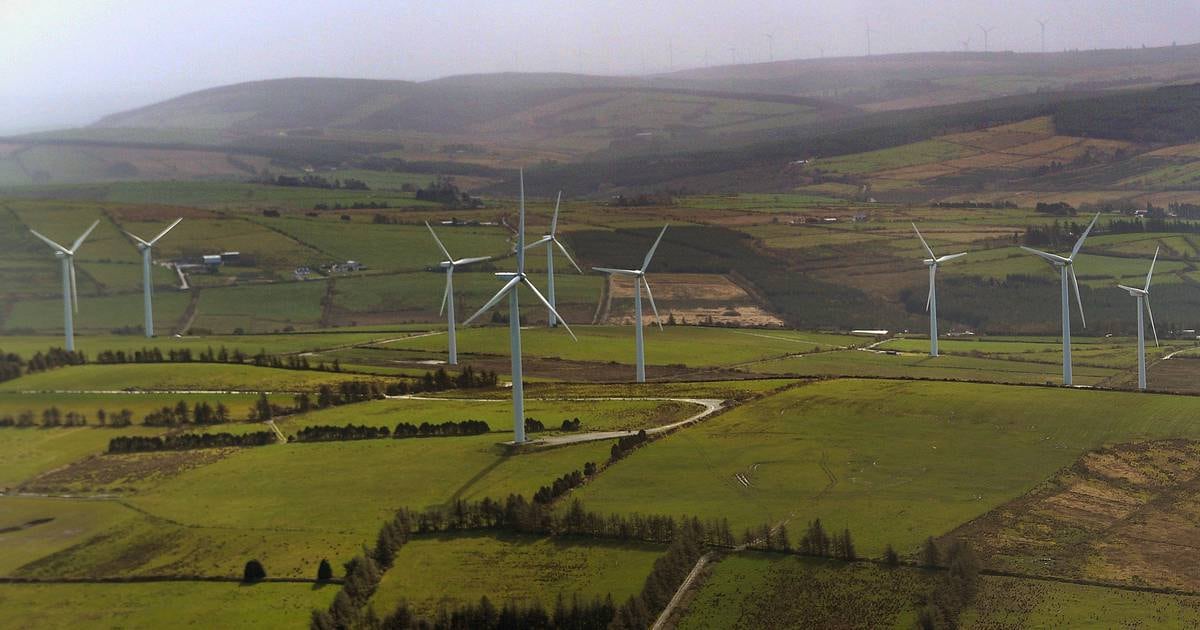 Dozens of Irish wind farms at risk due to outdated planning decisions – report