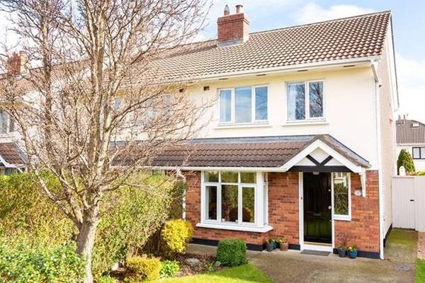 What sold for about €475k in D18, Raheny, Terenure and Dunboyne?