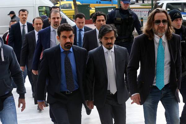 Greece rules against extradition of eight Turkish soldiers