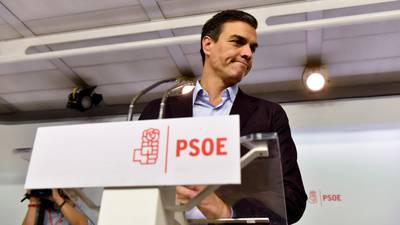 Spanish Socialist leader Pedro Sánchez resigns