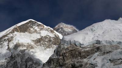 Everest: Bodies of four climbers found in tents as death toll spikes
