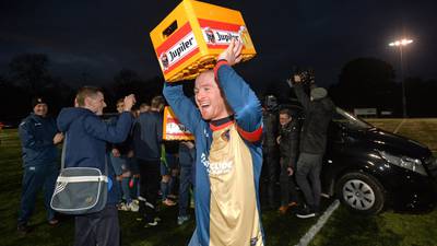 Record breaking East Kilbride presented with . . . 27 crates of beer