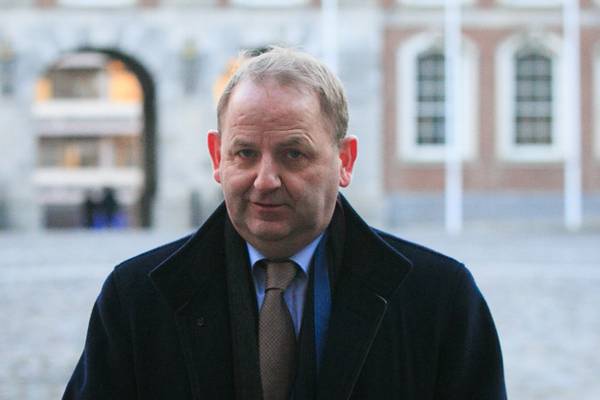 Garda officers accused of trying to damage Sgt McCabe now suing media