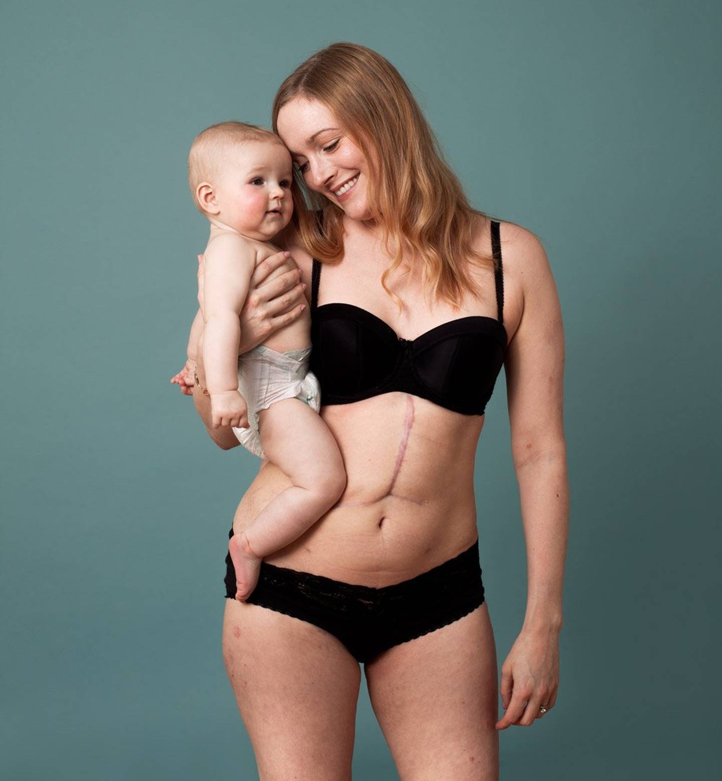 фото голая жена с ребенком фото 45