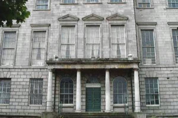 Department of Heritage critical of Aldborough House plans