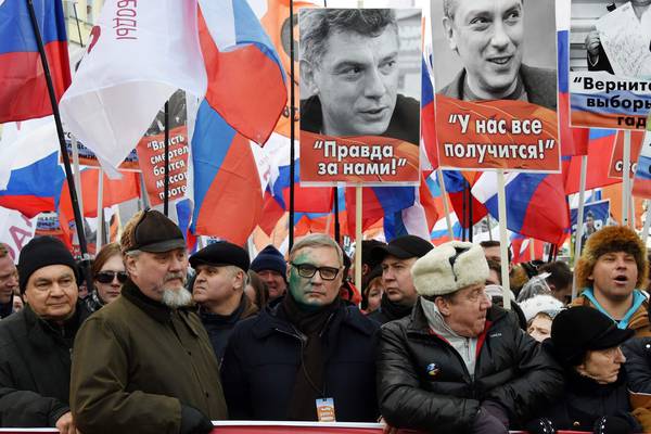 Huge turnout in Moscow for march in memory of  Boris Nemtsov