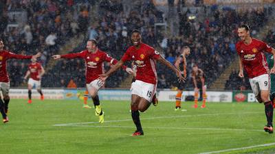 Marcus Rashford’s last-gasp goal keeps up Manchester United’s perfect start