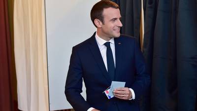 Turnout low with Macron set for parliamentary landslide