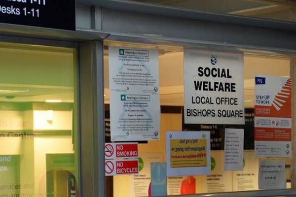 Core social welfare rates to increase by €5 a week from January