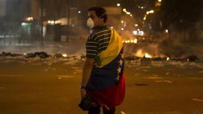 CNN threatened with explusion as Venezuela protests continues