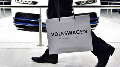 Volkswagen executives face down angry shareholders at agm