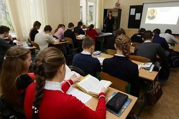 University quotas to tackle teacher shortage in secondary schools