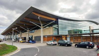 Flights resume after severe disruption at Cork, Shannon airports