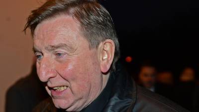 Fr Brian D’Arcy calls on RTÉ to suspend long wave radio closure