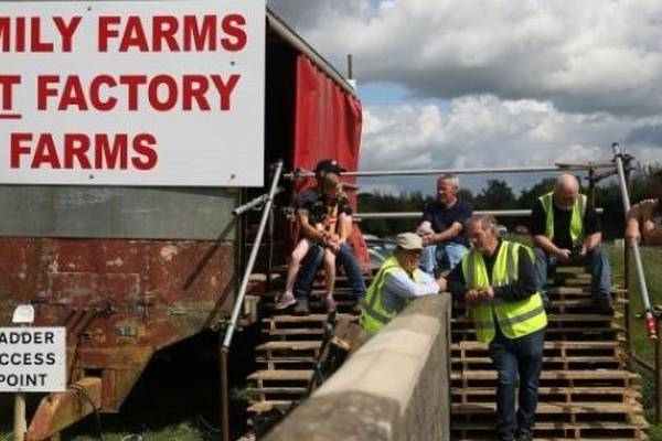 Farmers end protest at Tipperary plant but dispute continues
