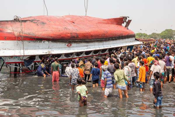 Bangladesh rescuers recover 25 bodies following ferry collision